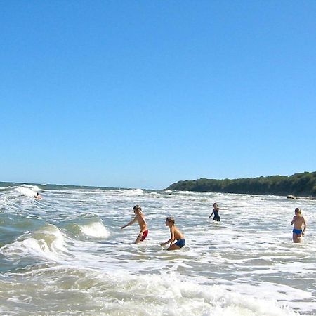 Strandnah Mit Balkon, Gratis Nutzung Vom Ahoi Erlebnisbad Und Sauna In Sellin - Strandhaus Moenchgut Fewo21 Lobbe Exterior foto