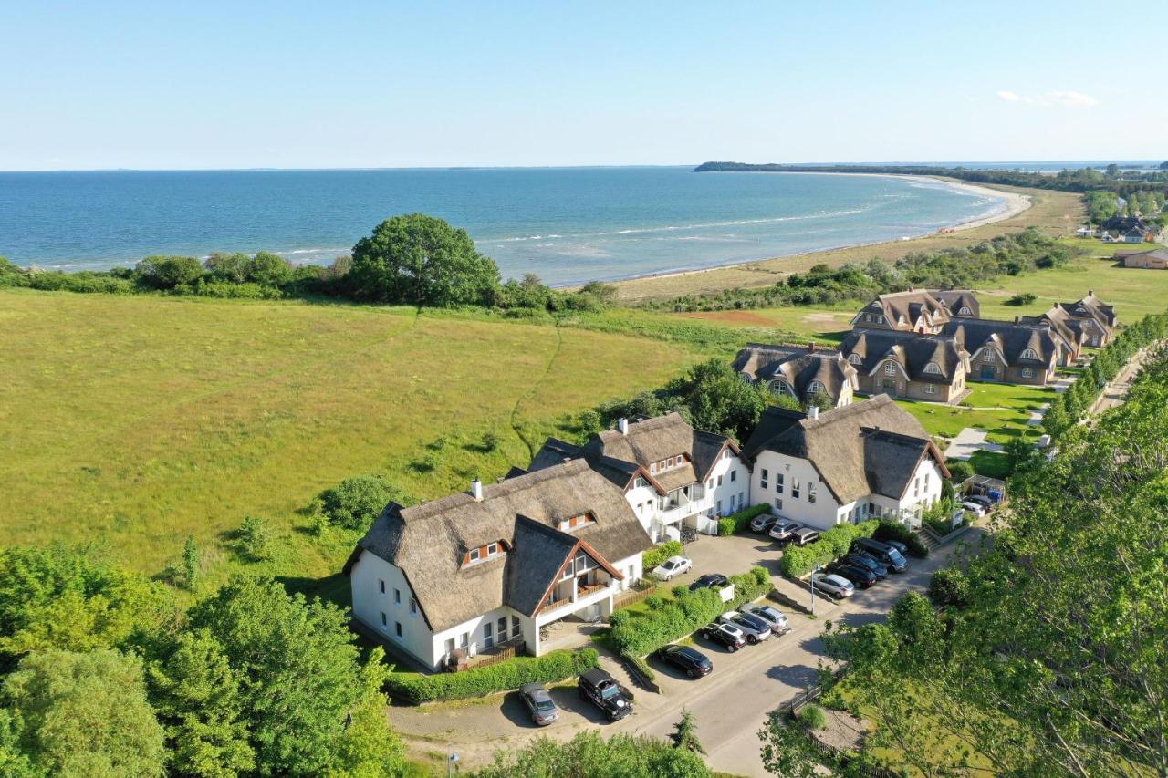 Strandnah Mit Balkon, Gratis Nutzung Vom Ahoi Erlebnisbad Und Sauna In Sellin - Strandhaus Moenchgut Fewo21 Lobbe Exterior foto
